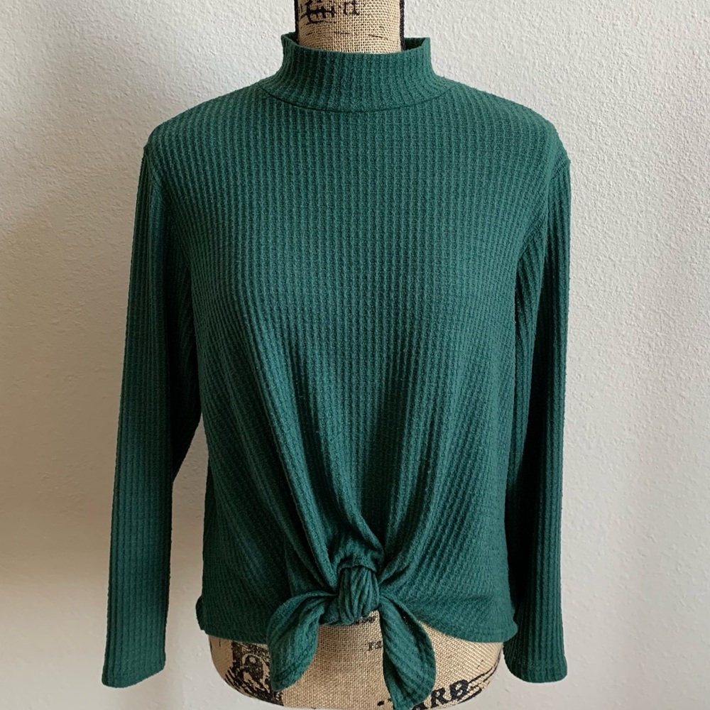KIM & CAMI Hunter Green Waffle Mock Turtleneck